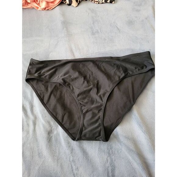 NWOT SWIM BOTTOM  - Picture 1 of 4